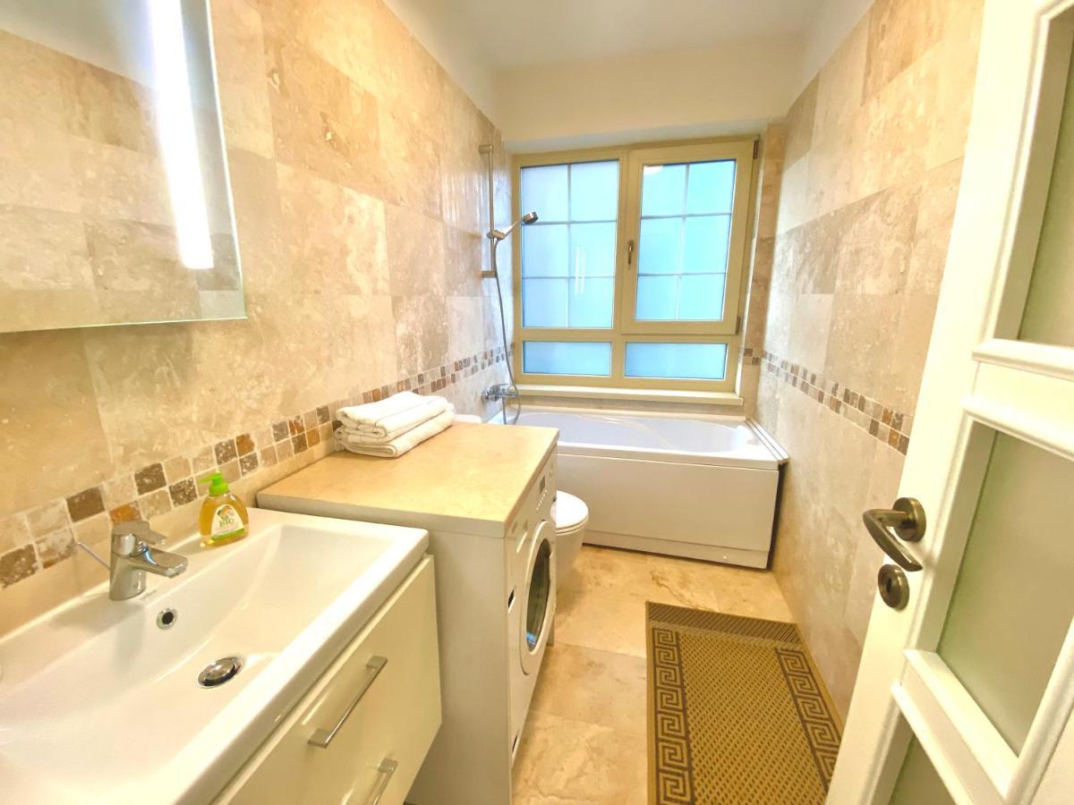 Apartament Sara Apartment Iasi Bagian luar foto